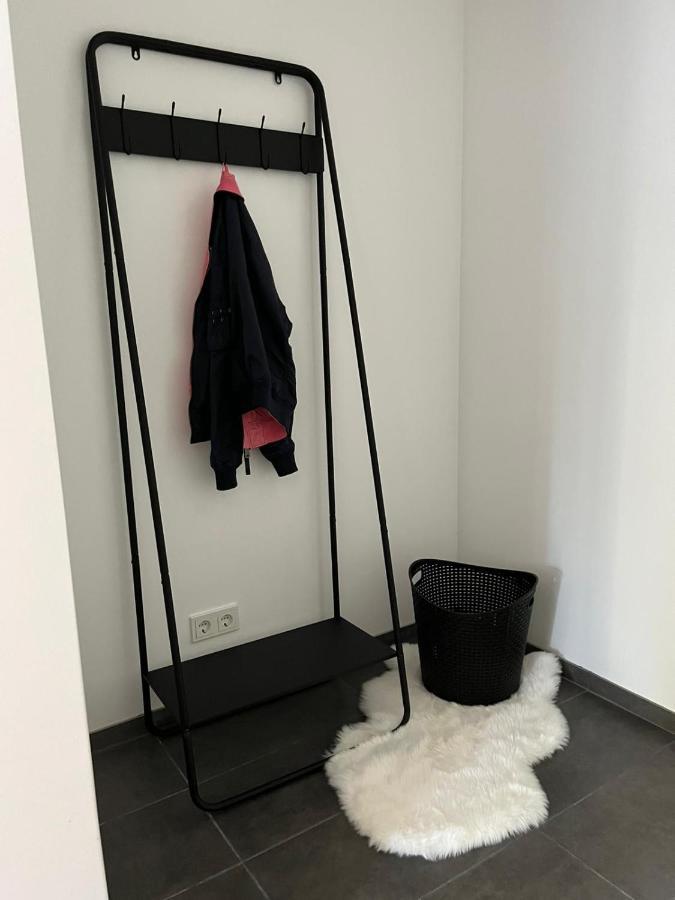 Moderne, Ruhige Ferienwohnung , Ideal Zum Abschalten Hadamar Екстер'єр фото