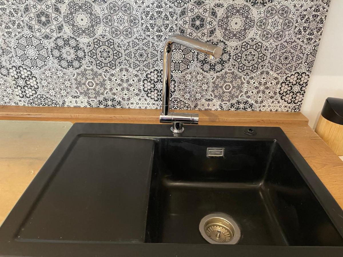 Moderne, Ruhige Ferienwohnung , Ideal Zum Abschalten Hadamar Екстер'єр фото