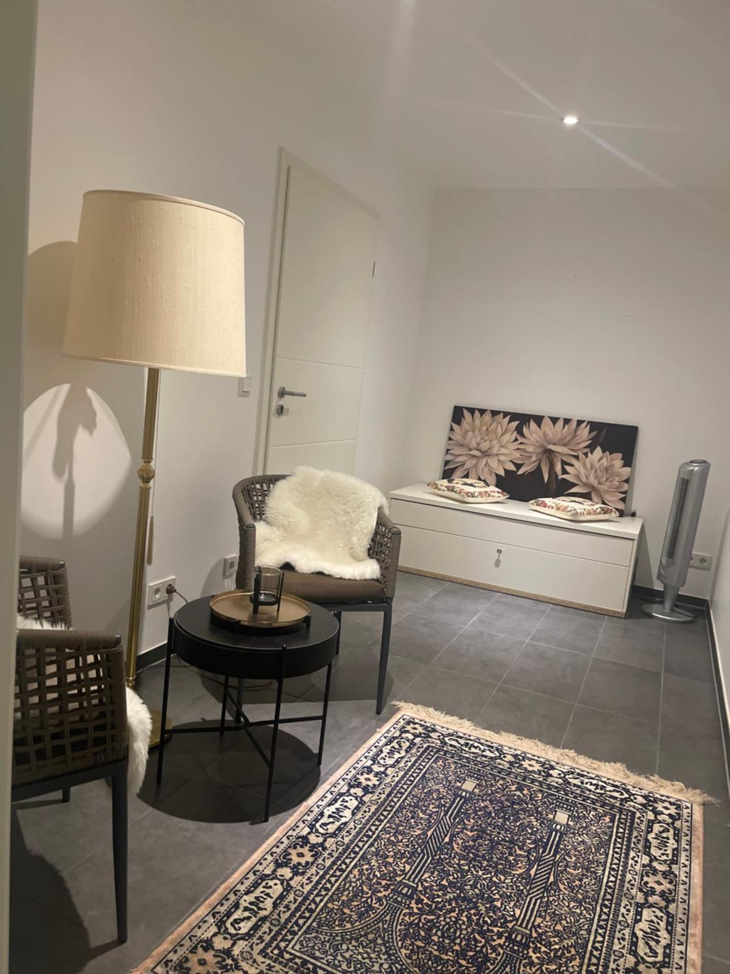 Moderne, Ruhige Ferienwohnung , Ideal Zum Abschalten Hadamar Екстер'єр фото